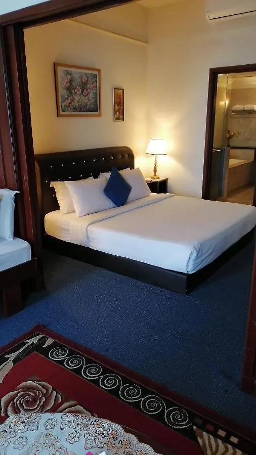 Apartment Raymond Suites At Berjaya Times Square Kuala Lumpur