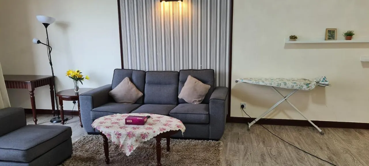 Apartment Raymond Suites At Berjaya Times Square Kuala Lumpur