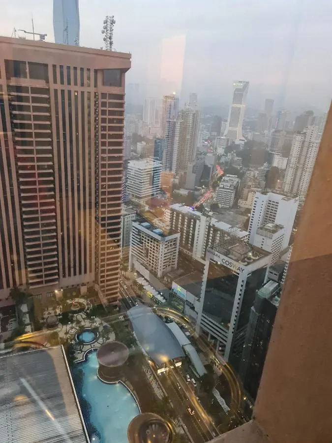 Apartment Raymond Suites At Berjaya Times Square Kuala Lumpur