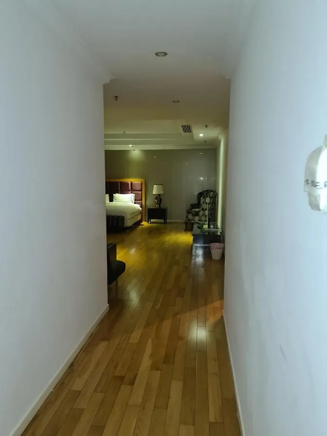 Raymond Suites At Berjaya Times Square Kuala Lumpur Apartment