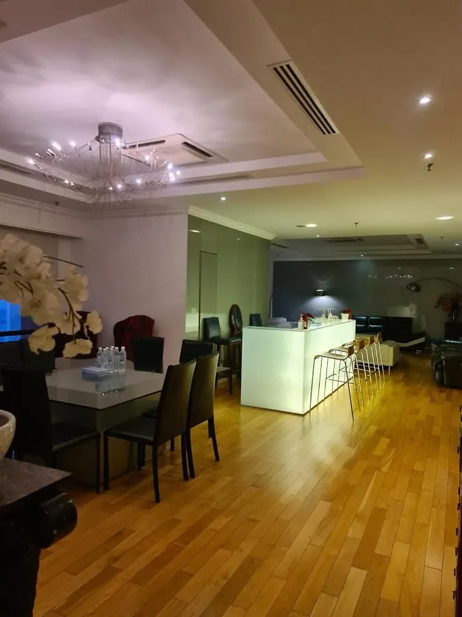 Raymond Suites At Berjaya Times Square Kuala Lumpur 0*,  Malaysia