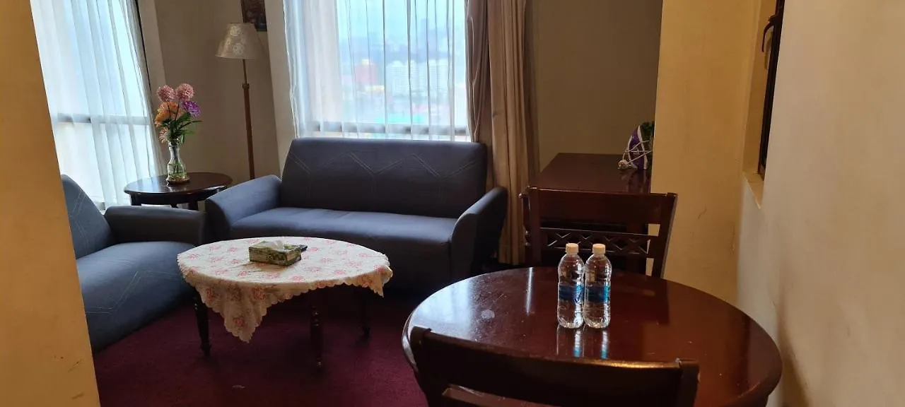 Apartment Raymond Suites At Berjaya Times Square Kuala Lumpur