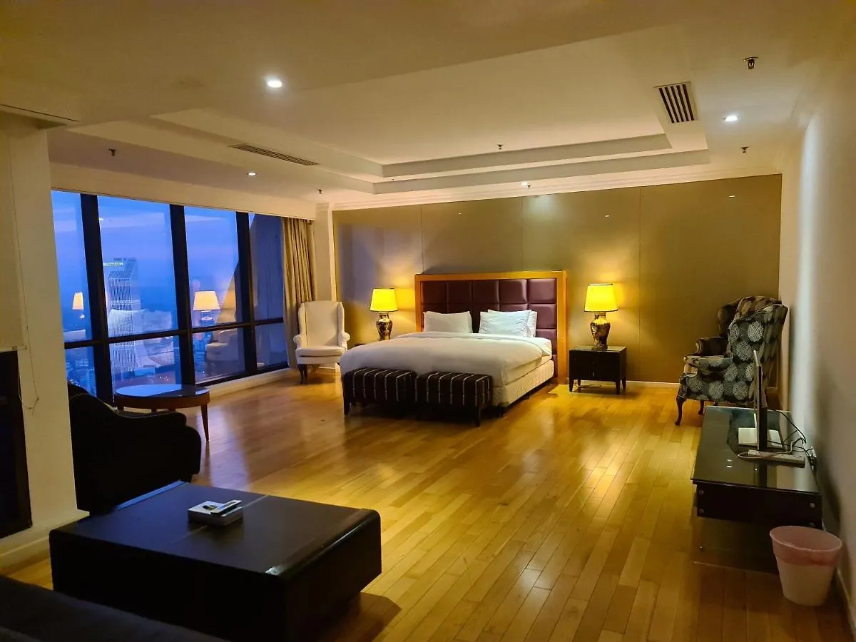 Raymond Suites At Berjaya Times Square Kuala Lumpur