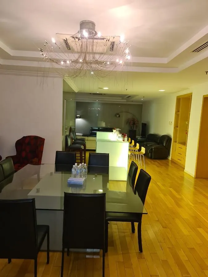 Raymond Suites At Berjaya Times Square Kuala Lumpur
